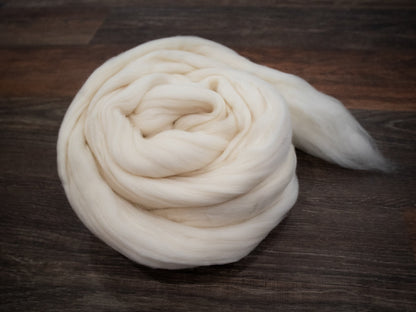 Rambouillet Wool Roving (Combed Top) for Felting or Spinning (4oz)