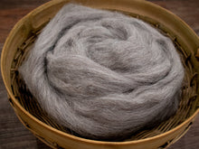 Load image into Gallery viewer, Icelandic Wool (4 oz) | Combed Top / Roving for Spinning and Felting