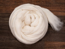 Load image into Gallery viewer, Ultrafine Merino Wool Roving - 14.5 Micron - (4oz) | Combed Top / Roving for Spinning and Felting