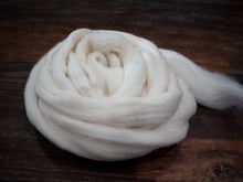 Load image into Gallery viewer, Targhee Wool (4oz) | Combed Top / Roving for Spinning and Felting