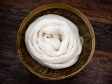 Load image into Gallery viewer, Targhee Wool (4oz) | Combed Top / Roving for Spinning and Felting