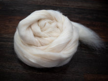 Load image into Gallery viewer, BFL / Silk Roving (combed top) for Spinning and Felting (4oz)