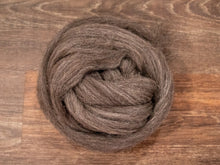 Load image into Gallery viewer, Natural Gray Jacob Wool Fiber - Undyed Roving for Spinning or Felting (4 oz)