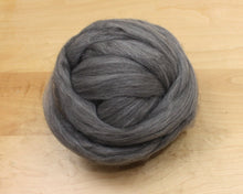 Load image into Gallery viewer, Shetland Wool - Natural Gray (4oz) | Combed Top / Roving for Spinning and Felting