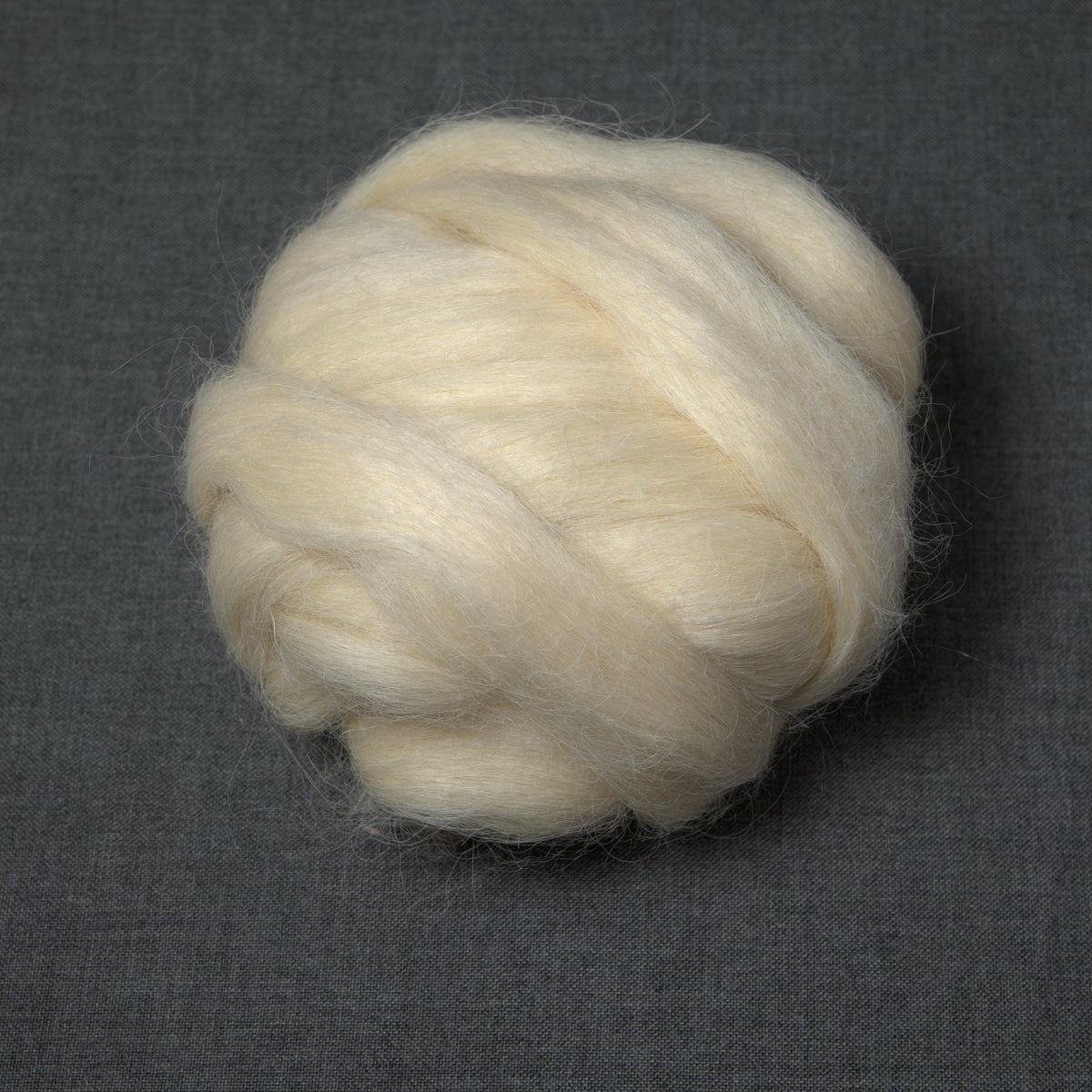 Devon Wool - Undyed Roving for Spinning or Felting (4oz)