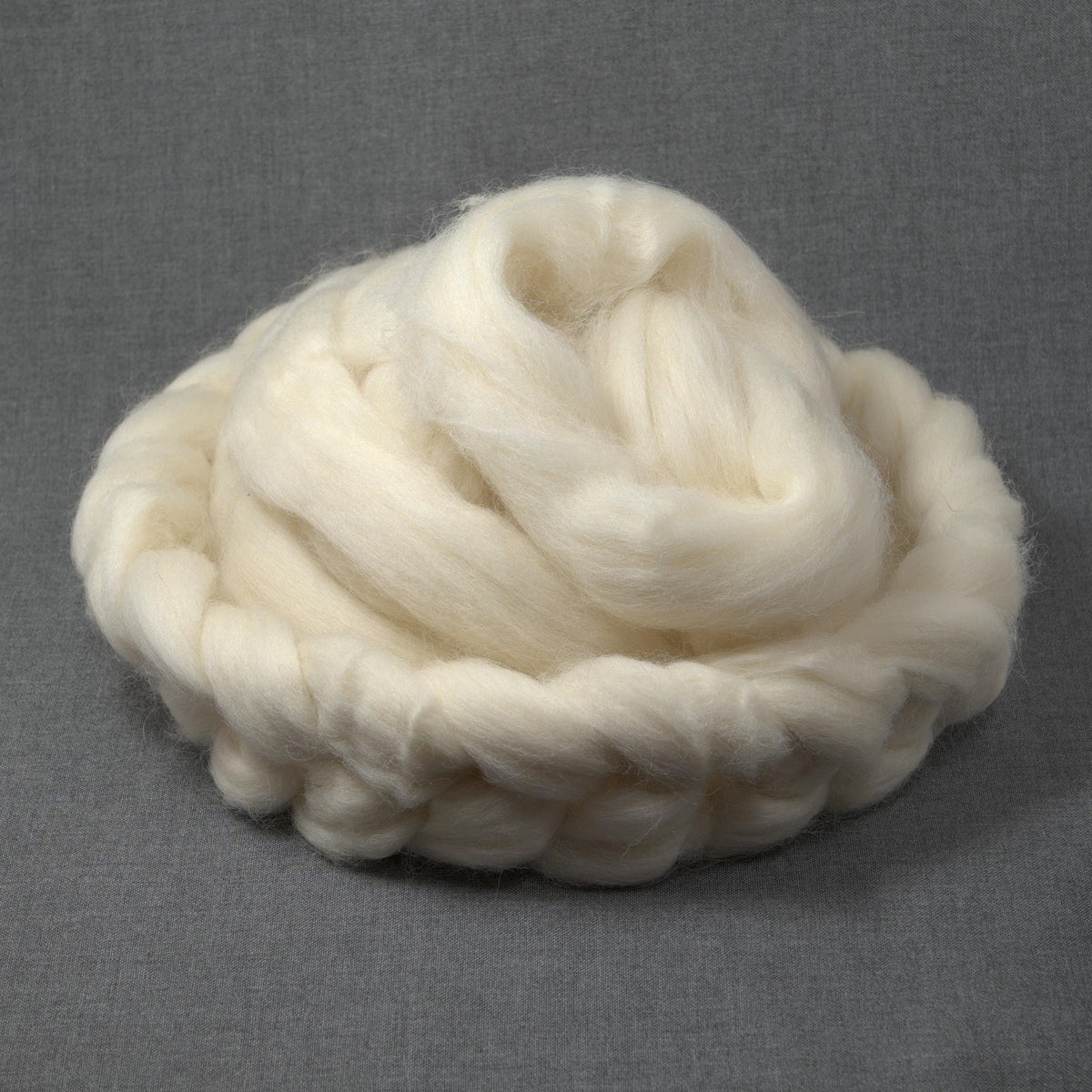 Lleyn Wool Roving - Undyed (4oz) | Combed Top / Roving for Spinning and Felting