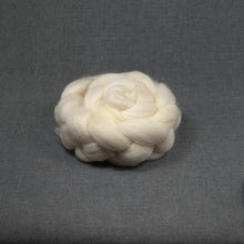 Load image into Gallery viewer, Undyed Superwash BFL Blue Face Leicester (4oz) | Combed Top / Roving