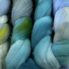 Load image into Gallery viewer, Hand Painted Superfine Merino Roving (4oz) | Combed Top for Spinning and Felting
