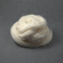 Load image into Gallery viewer, Lleyn Wool Roving - Undyed (4oz) | Combed Top / Roving for Spinning and Felting