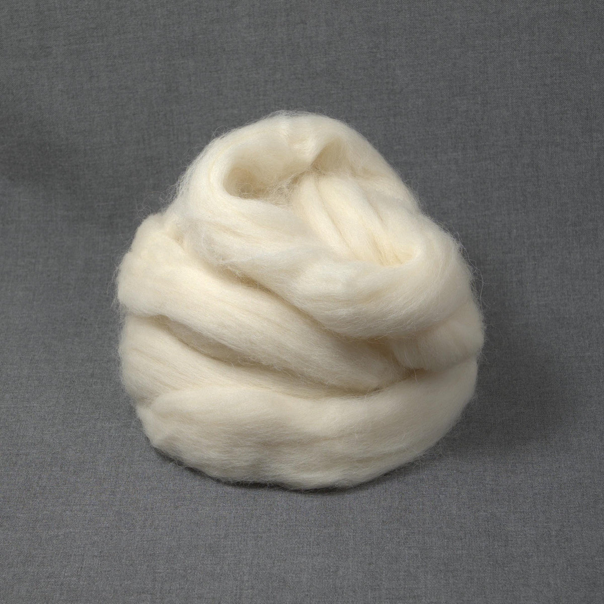 Lleyn Wool Roving - Undyed (4oz) | Combed Top / Roving for Spinning and Felting