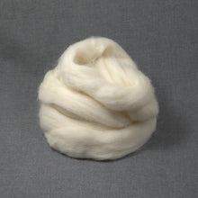 Load image into Gallery viewer, Lleyn Wool Roving - Undyed (4oz) | Combed Top / Roving for Spinning and Felting