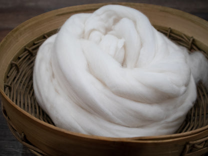 Superfine Merino Wool (4oz) | Combed Top / Roving for Spinning and Felting