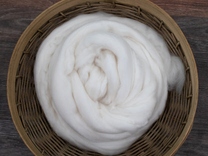 Superfine Merino Wool (4oz) | Combed Top / Roving for Spinning and Felting