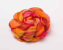 Load image into Gallery viewer, 75% Merino Wool / 25% Cultivated Silk (4oz)