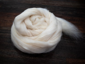 BFL / Silk Roving (combed top) for Spinning and Felting (4oz)
