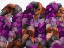 Load image into Gallery viewer, Bluefaced Leicester - BFL - Wool  (4oz) | Combed Top / Roving for Spinning and Felting
